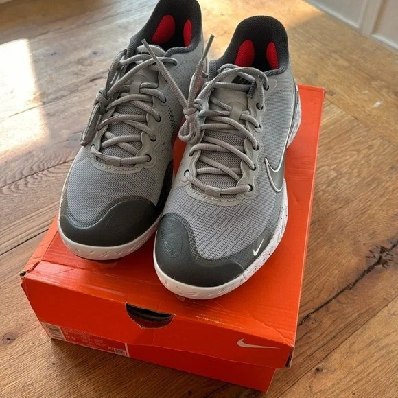 Nike Alpha Huarache Elite 3 Low Grey / White Baseball Cleats CK0746-011 size 8 Athletic Shoes